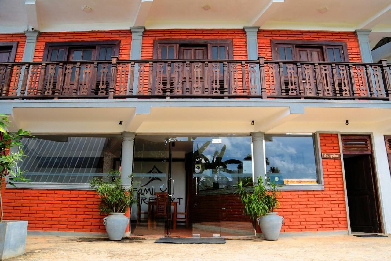 D Family Resort Анурадхапура Екстериор снимка